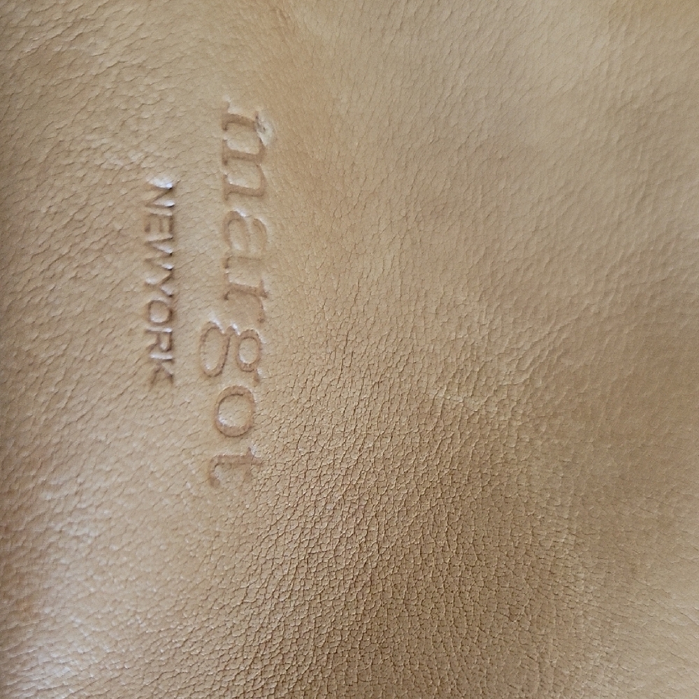 Elegant Tan Leather Belt Bag - Picture 5 of 5